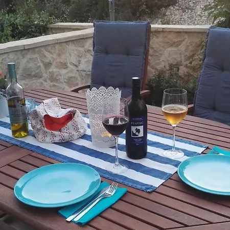 Apartman More * Brodarica (Sibenik-Knin)